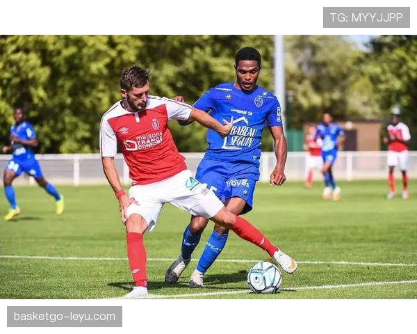 凯塞多防守表现亮眼，助球队后防线稳如磐石