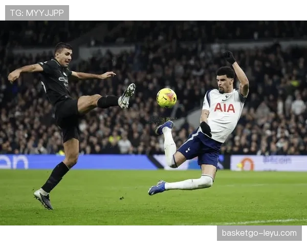 库卢塞夫斯基状态火热，助球队全力冲击英超冠军