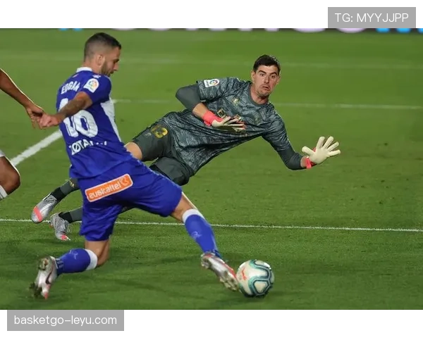 库尔图瓦或对沙特联赛感兴趣，转会传闻持续升温