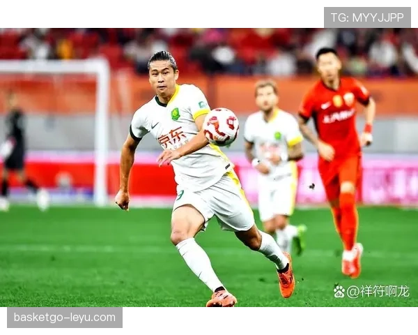 张玉宁一天省吃俭用的钱够买豪车，他是真的节俭还是另有隐情？