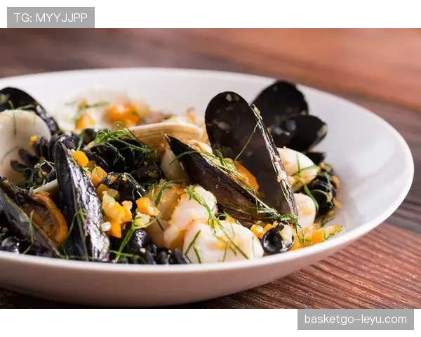 内马尔早餐点的居然是私人厨师特调，普通点个外卖都得愁死了吧？