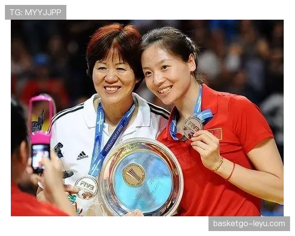 魏秋月退役后住的别墅，比她当年发球还狠